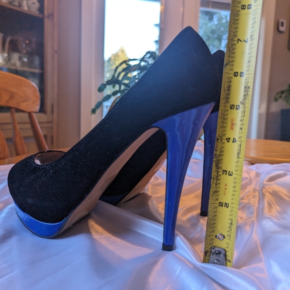 High heels - Picture 10 of 13